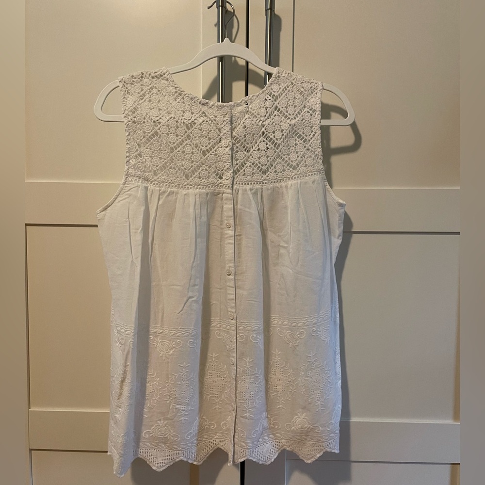 J. McLaughlin Off-White Lace Sleeveless Blouse - Picture 2 of 11